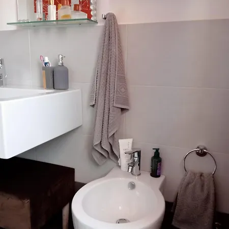 Affitta , La Viola Guest house *